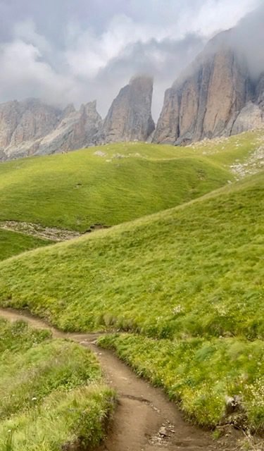 Panorama sulla Val Duron durante il trekking al Rifugio Sandro Pertini
