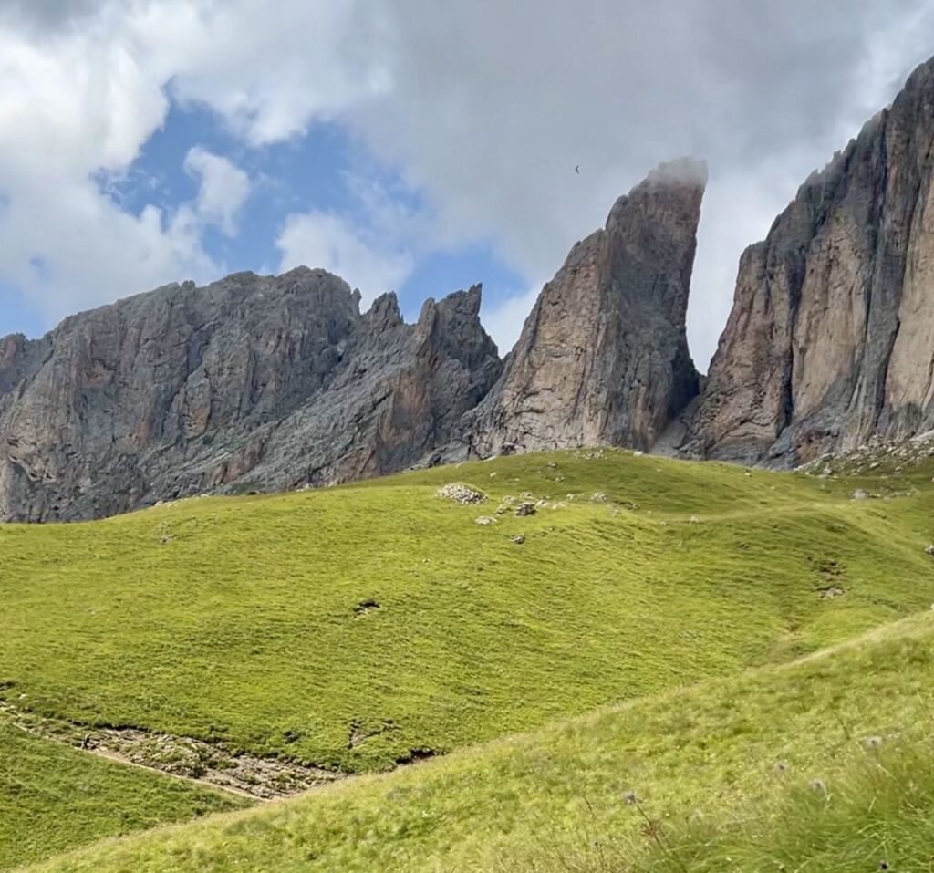 Panorama sulla Val Duron durante il trekking al Rifugio Sandro Pertini