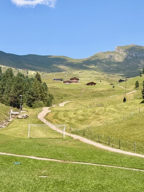 Trekking verso il Seceda nelle Dolomiti